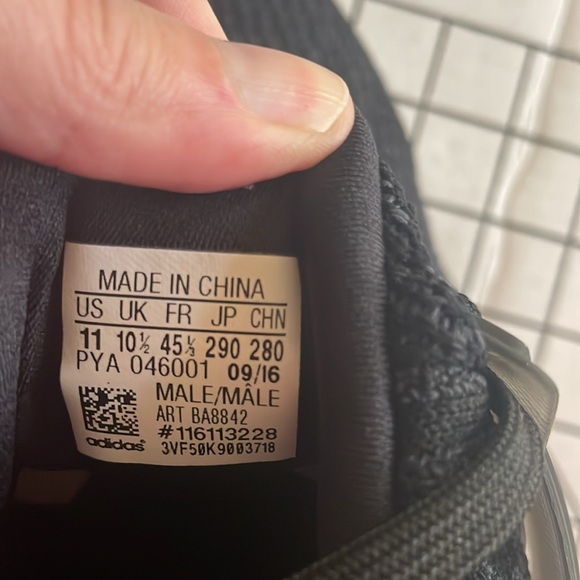 Adidas ultraboost running shoes, new, men’s size 11 - Picture 11 of 11